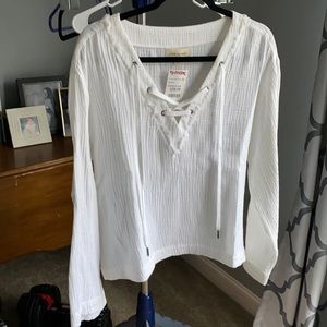 Blouse with tie front